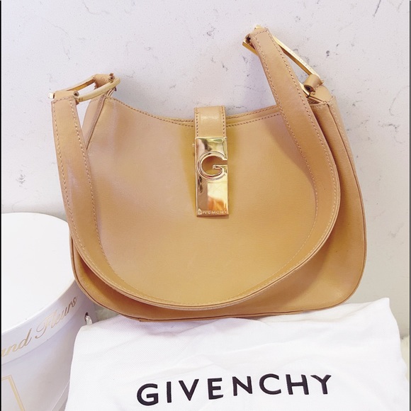 SOLD ✖️ - Picture 2 of 16